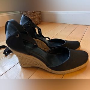 Nice West Stap Wedges Black Size 8 1/2